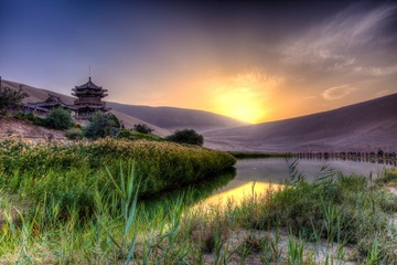 月泉夕照_