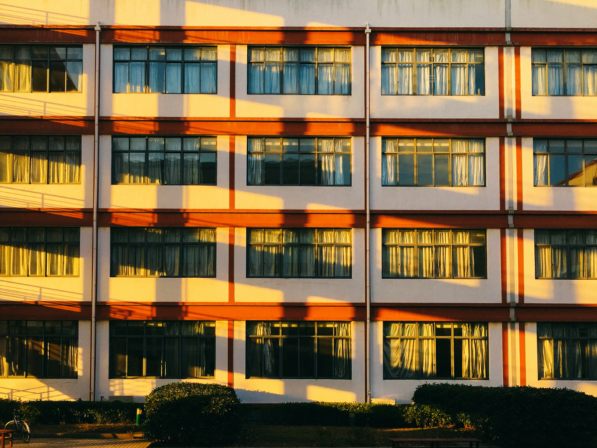 教学楼夕阳光影