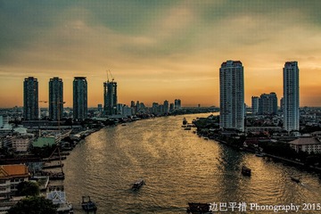 IMG_1904-暮色曼谷边巴平措