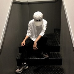 1457643