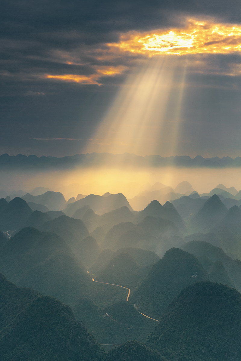 雨过天青云破处
