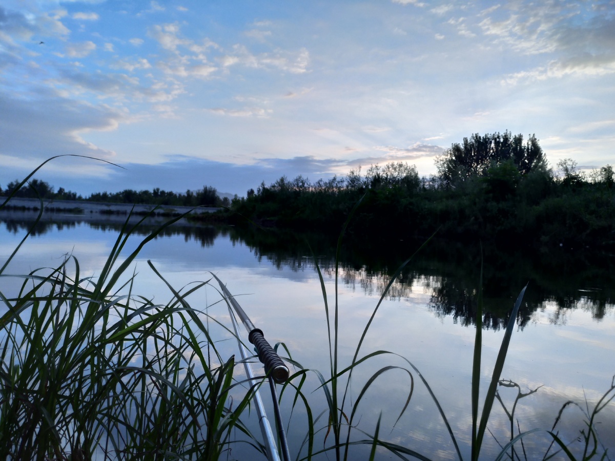 天蓝蓝秋草香是心中的天堂