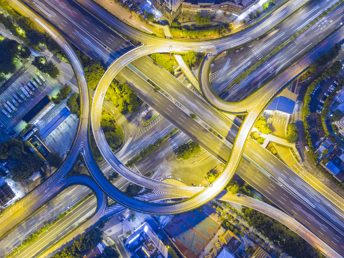 黄埔立交,2006年2月建成,位于黄埔大道西与黄埔大道中交界,连接起华南