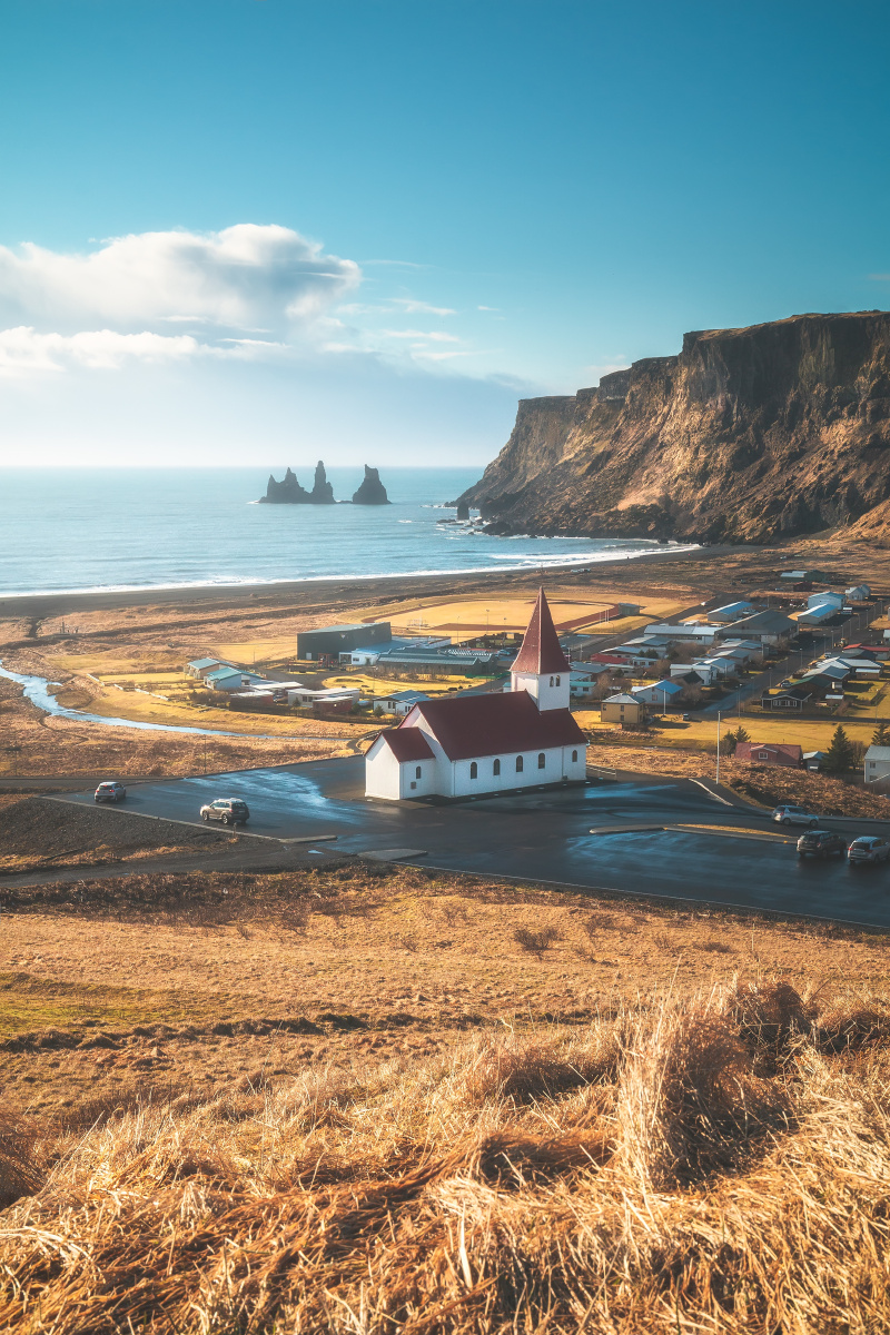 暖阳下的维克小镇