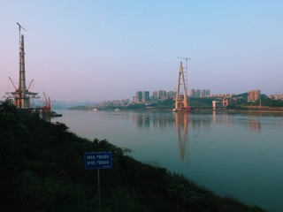 445369