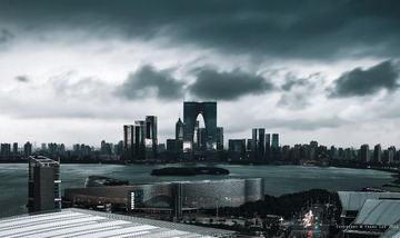The storm is coming / 暴雨将至