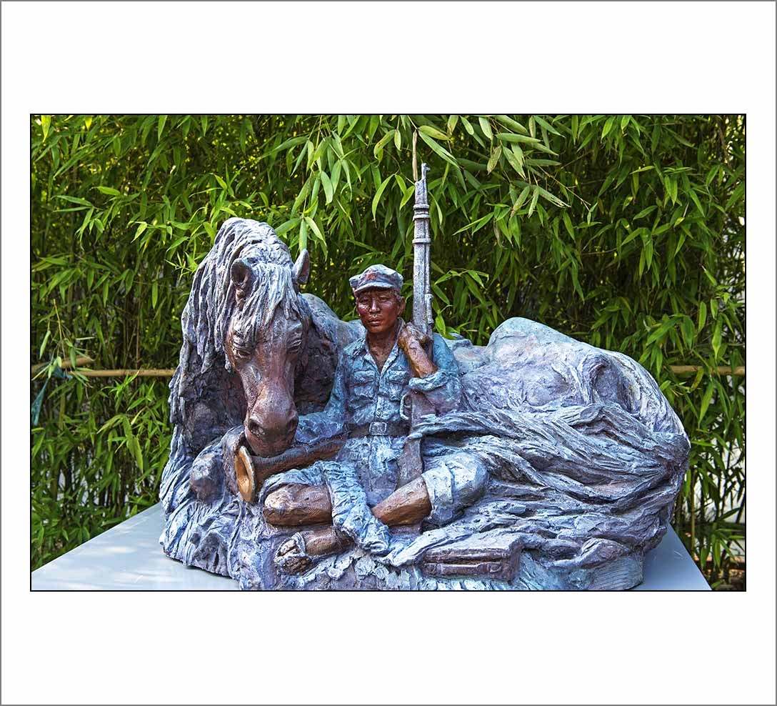 纪念红军长征胜利80周年一组雕塑