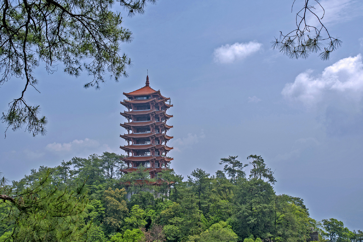 重庆缙云山香炉峰