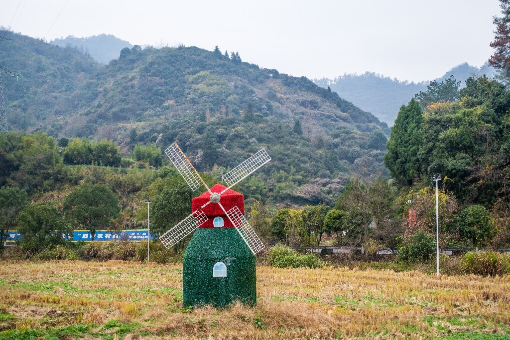 大风车 风车 自然 风光 摄影  旅行 自然风光 山峰 山脉
