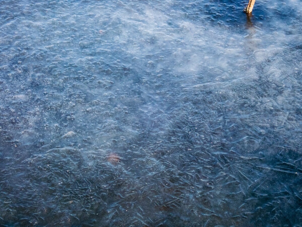 冰 素材 图片 西湖的冰 西湖结冰啦 ice 结晶 无色透明的固体 固态的水
