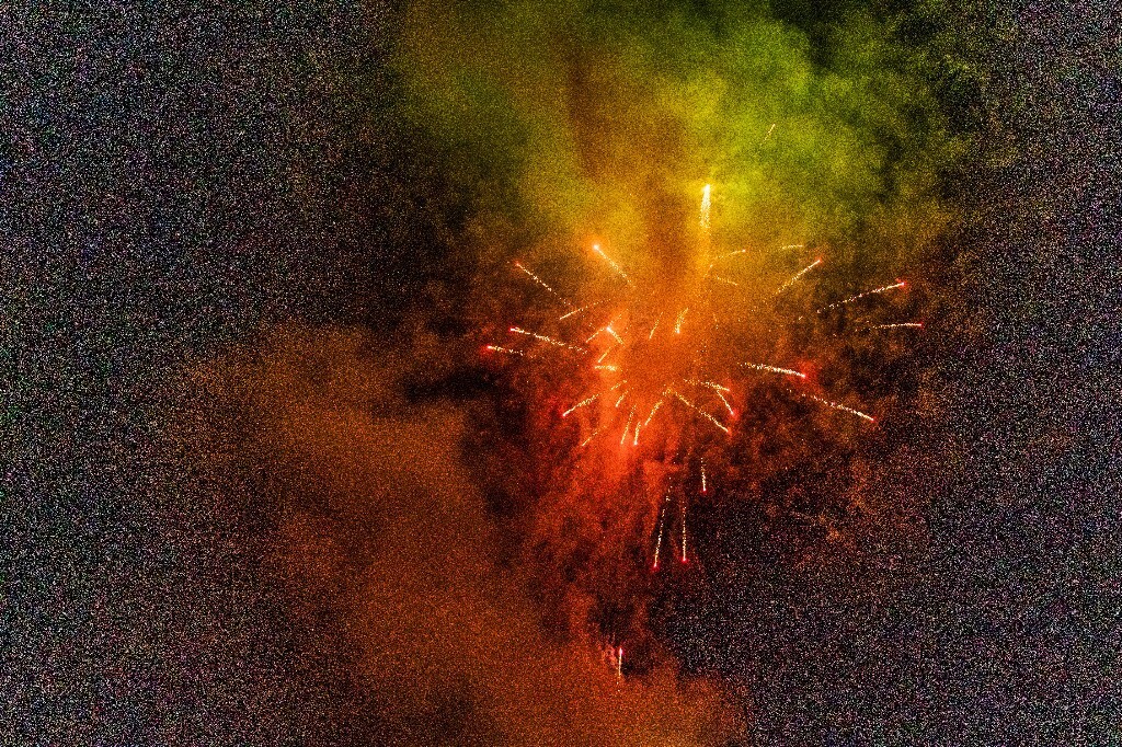 花炮 烟火 焰火 炮仗 烟花 摄影 礼花 节日 春节 节日氛围