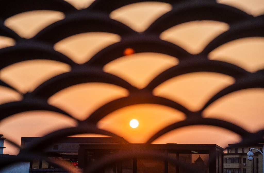 夕阳 阳光 风光 建筑 结构 造型 园林 艺术 旅行 日出日落