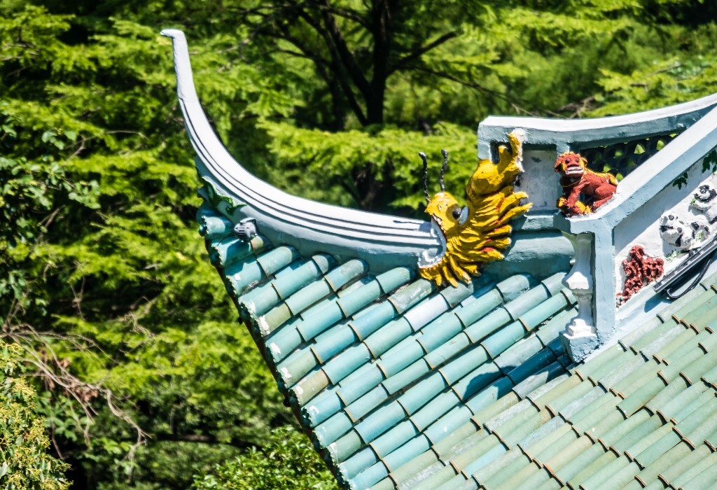 <br />
建筑 屋檐 风光 自然 建筑物 老建筑  街拍 旅行 