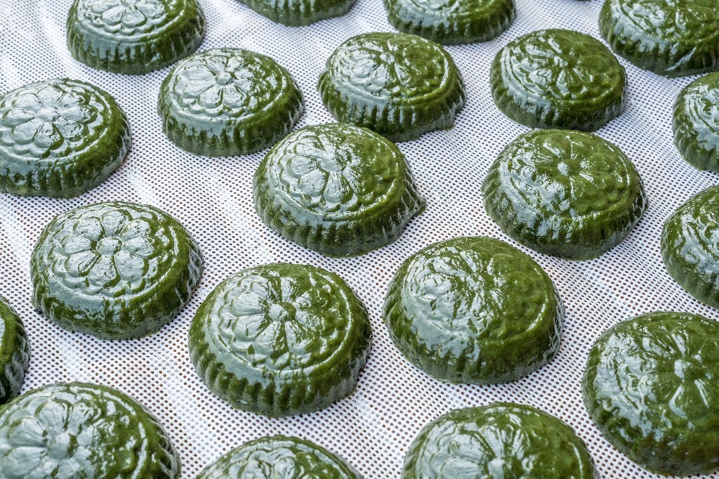 艾馍馍 清明蒿子粑 清明团子 青团 小吃 特色习俗美食 特色小吃 传统点心 江南传统小吃
