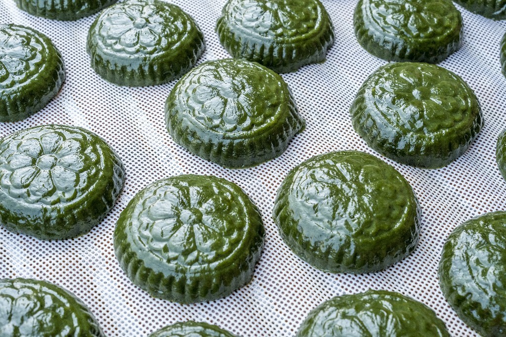 艾馍馍 清明蒿子粑 清明团子 青团 小吃 特色习俗美食 特色小吃 传统点心 江南传统小吃