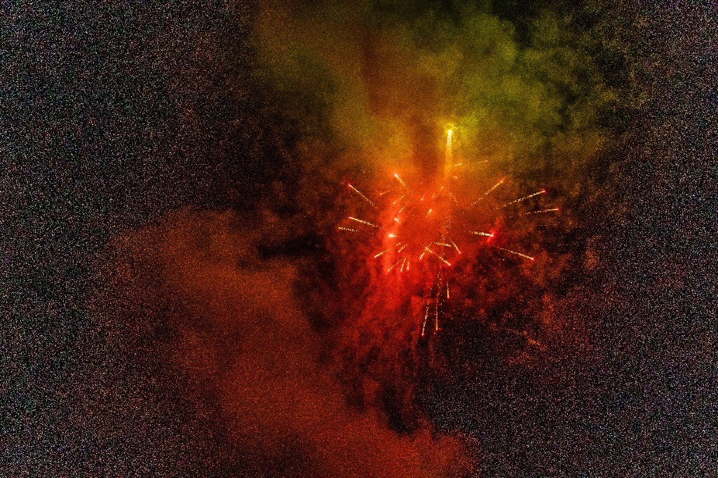 花炮 烟火 焰火 炮仗 烟花 摄影 礼花 节日 春节 节日氛围