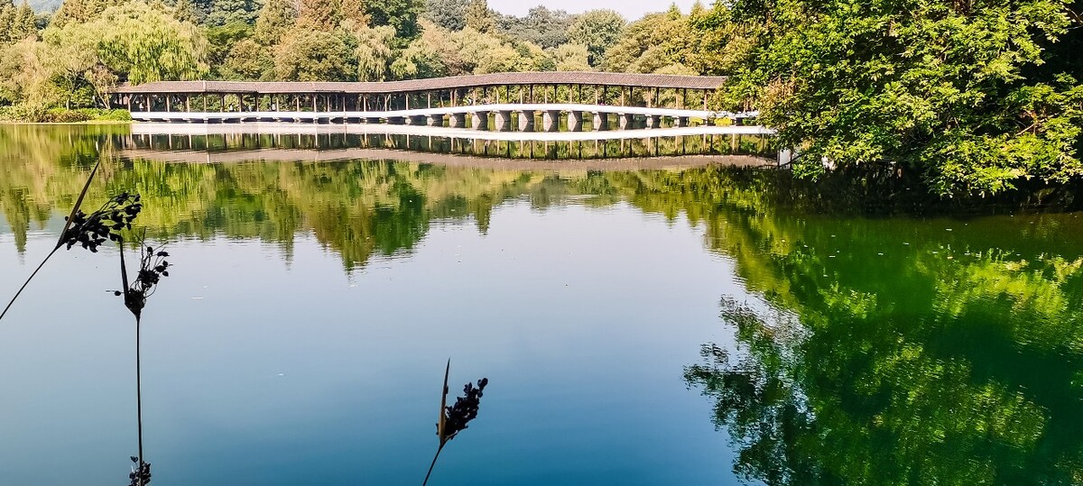 桥 风光 风景 三台山风光 长长的桥 建筑 倒影 云谷风光  飞虹廊