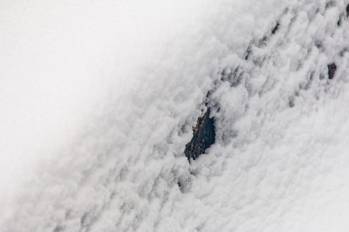 自然 风光 雪景 大自然 黄山雪景 黄山之石 摄影 黄山 山 石头上的雪 石头雪景 奇石