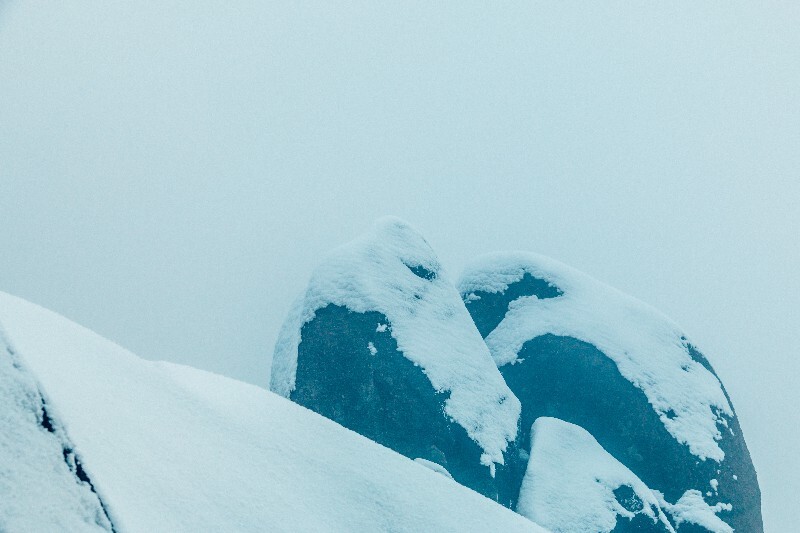 自然 风光 雪景 大自然 黄山雪景 黄山之石 摄影 黄山 山 石头上的雪 石头雪景 奇石