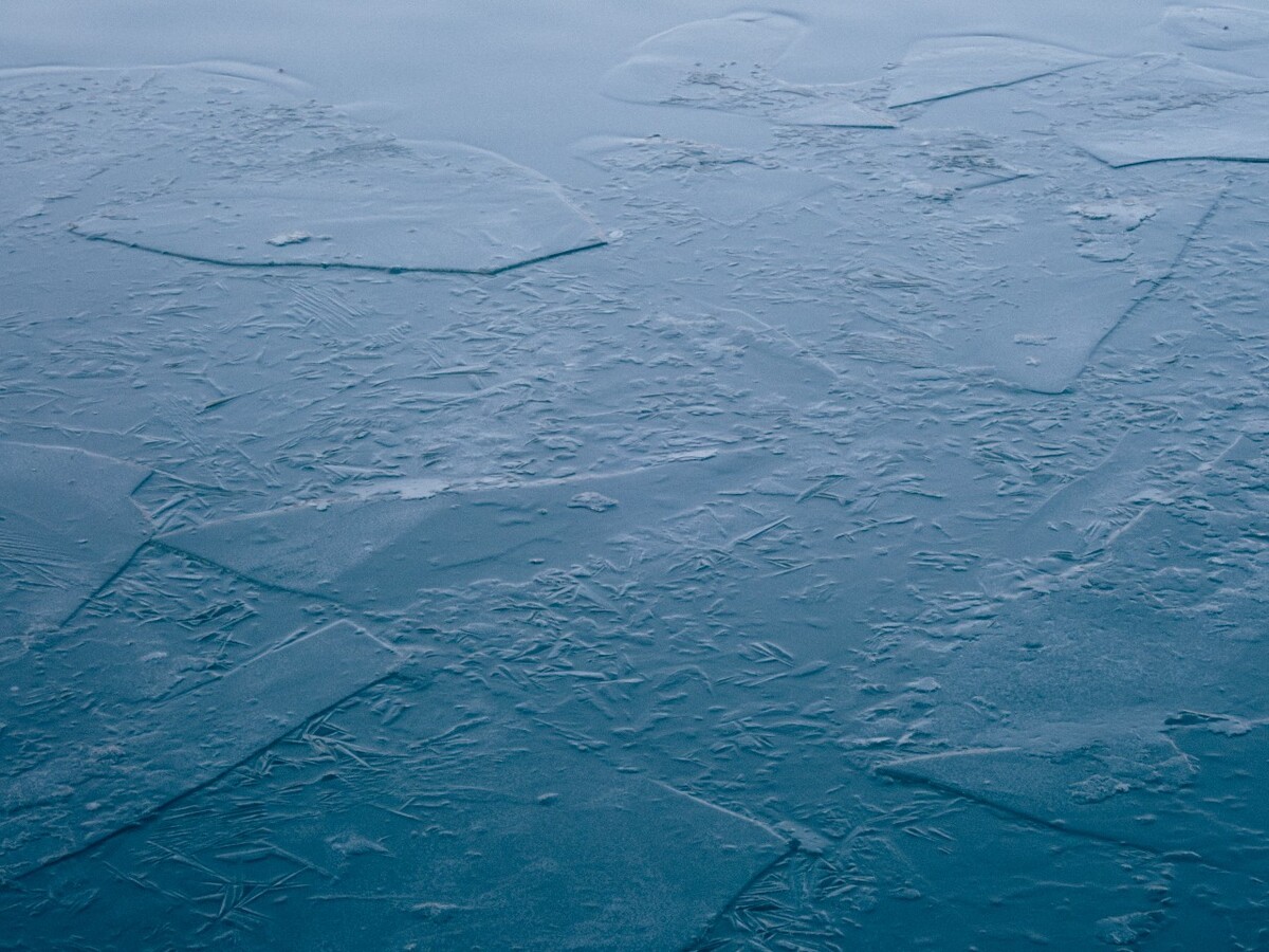 冰 素材 图片 西湖的冰 西湖结冰啦 ice 结晶 无色透明的固体 固态的水