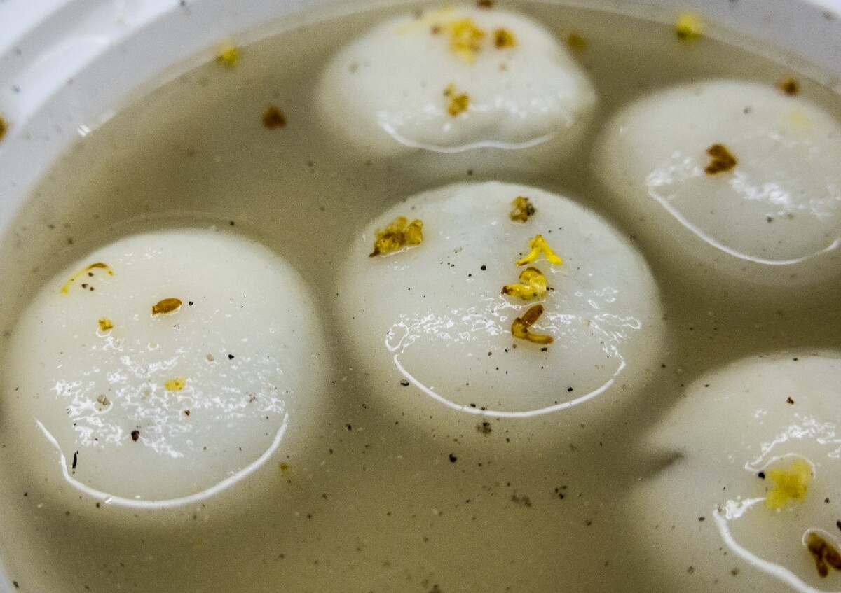 汤圆 传统小吃 传统节日元宵节 汤团 浮元子 黑芝麻汤圆 桂花 rice dumpling Soup Round 摄影 特写