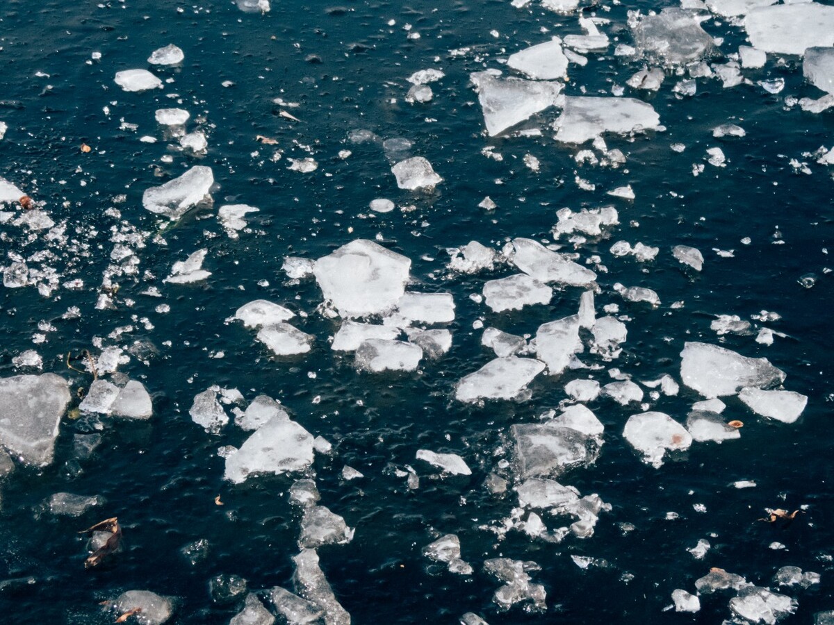 冰 素材 图片 西湖的冰 西湖结冰啦 ice 结晶 无色透明的固体 固态的水 碎冰