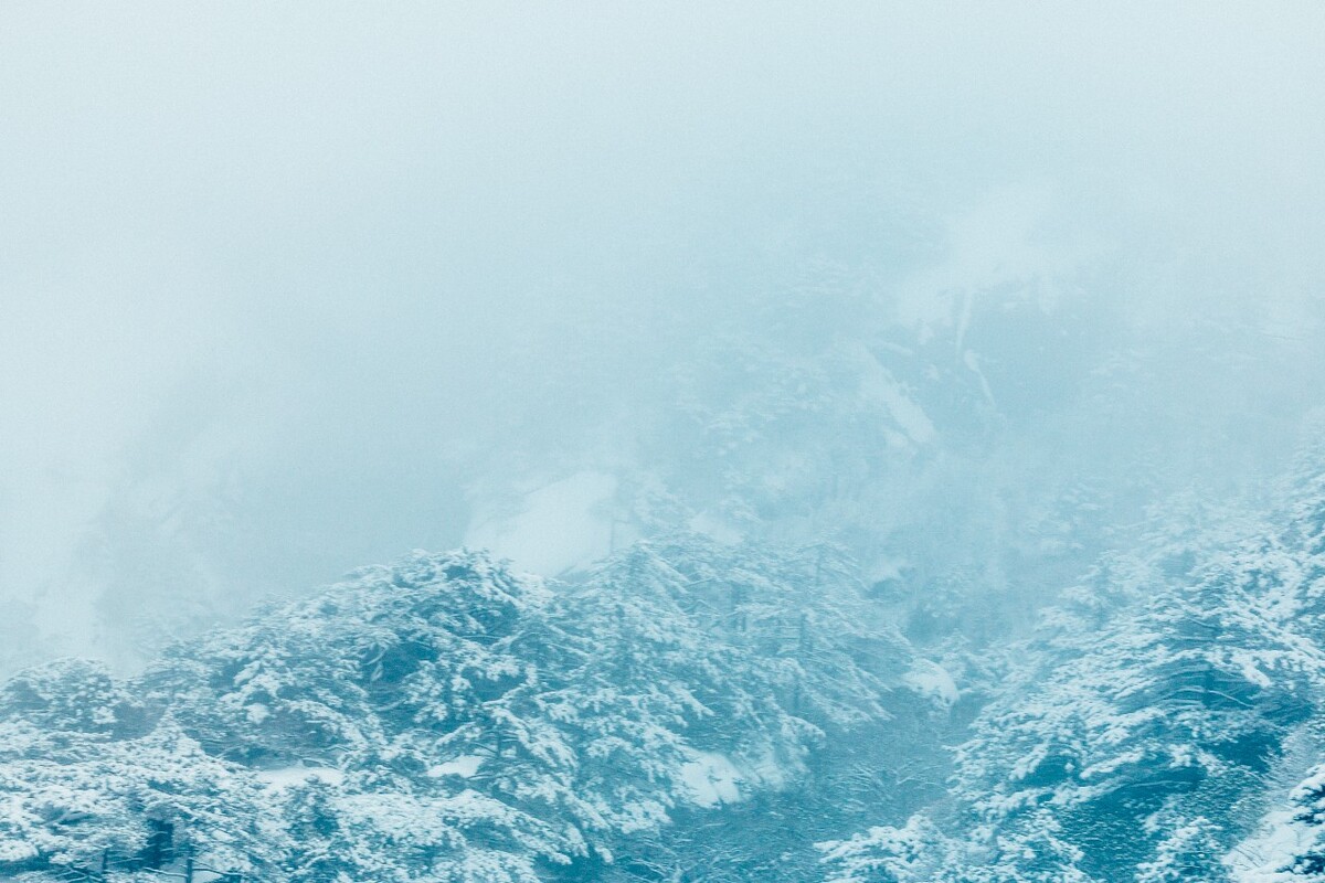 雪山 雪景 大自然 自然风光 银妆素裹 万里雪飘 黄山雪景 黄山 雪后的黄山 旅游 旅行 森林雪景