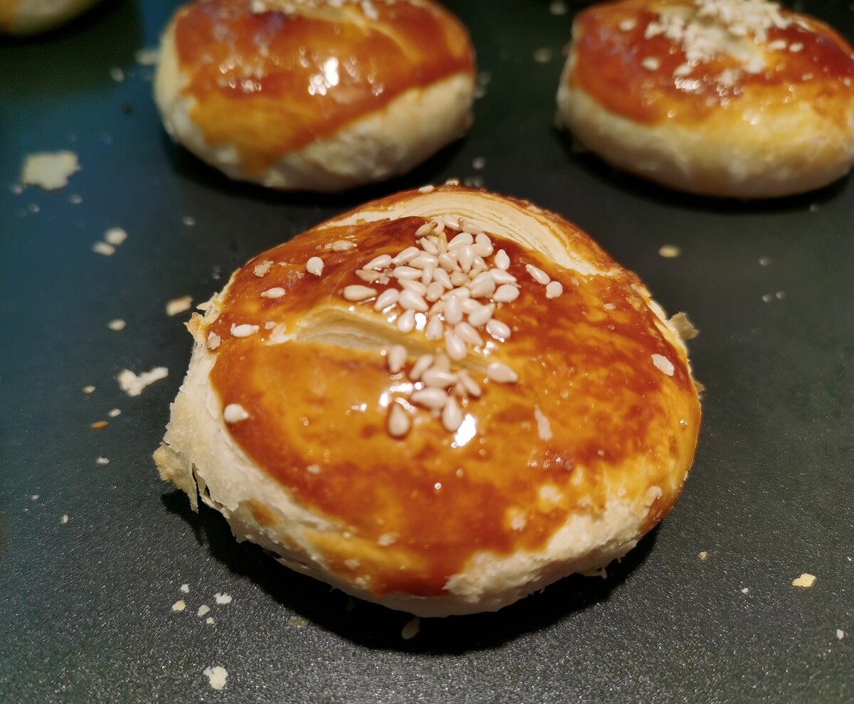 老婆饼 芝麻饼 糕点 小吃 美食 美味 甜食 饼干 饼 面食 图片 摄影 素材 特写 点心