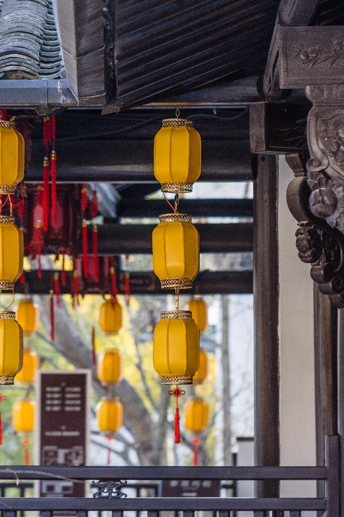 灯笼 旅行 街拍 灯 黄色的灯笼 色彩 建筑 氛围 过年