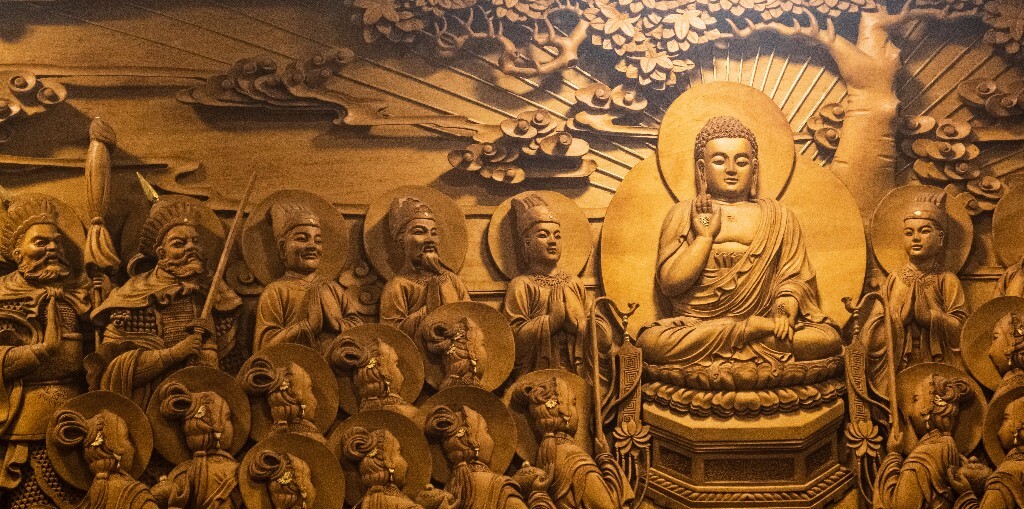 佛头 佛牌 图片 摄影 建筑 雷锋塔 佛教 佛祖
