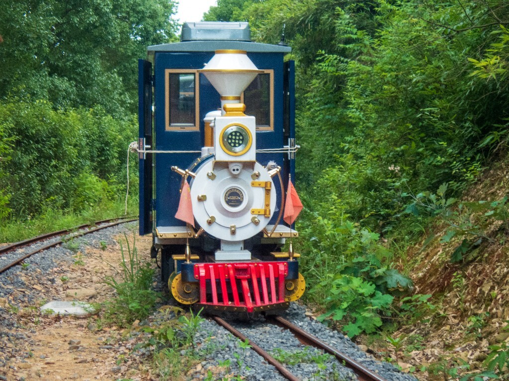风光 自然 莫干山风光 自然 摄影 旅行 色彩 帐篷 青山 自然风光 色彩 火车头