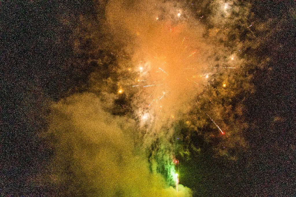 花炮 烟火 焰火 炮仗 烟花 摄影 礼花 节日 春节 节日氛围