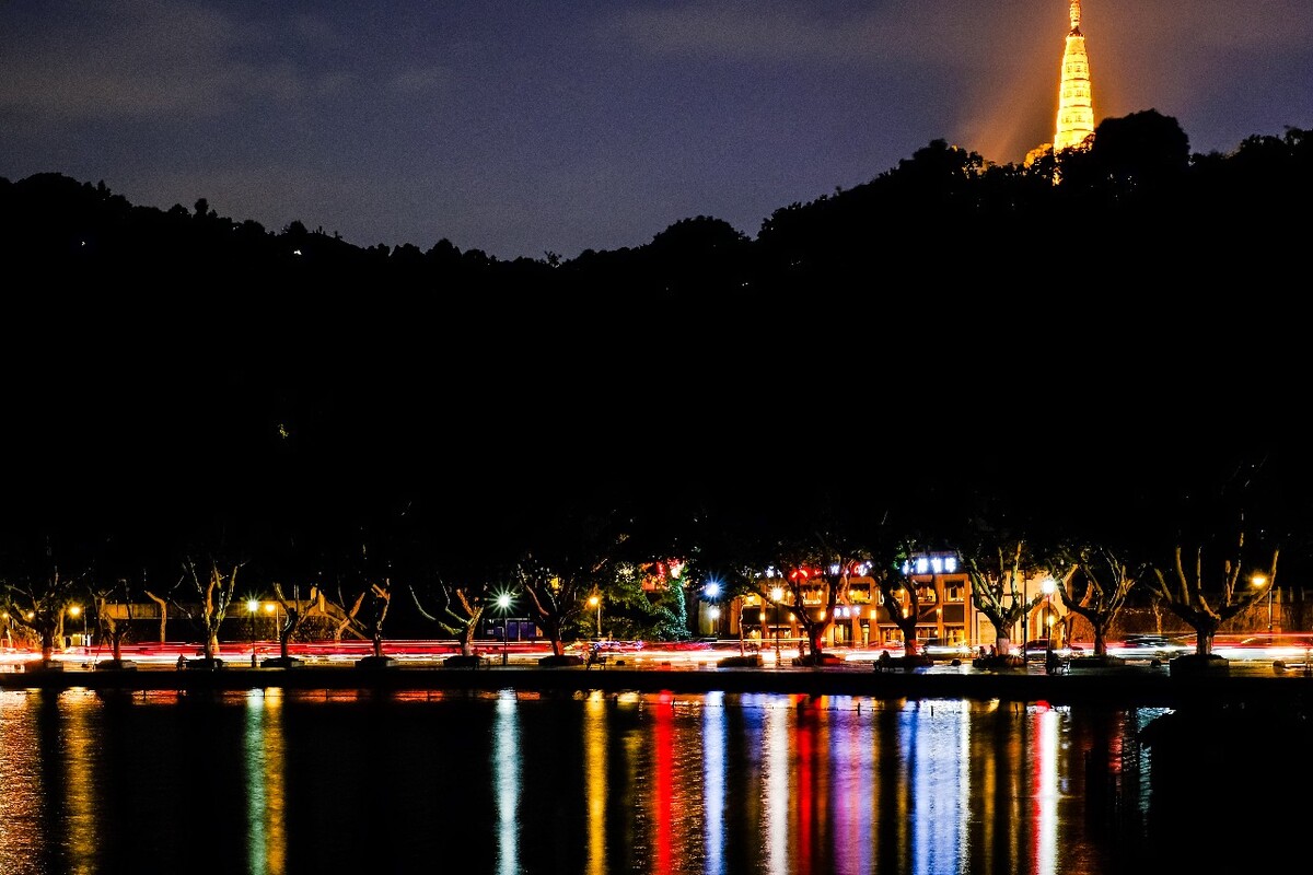西湖 保俶塔 夜景 风光 景色 摄影