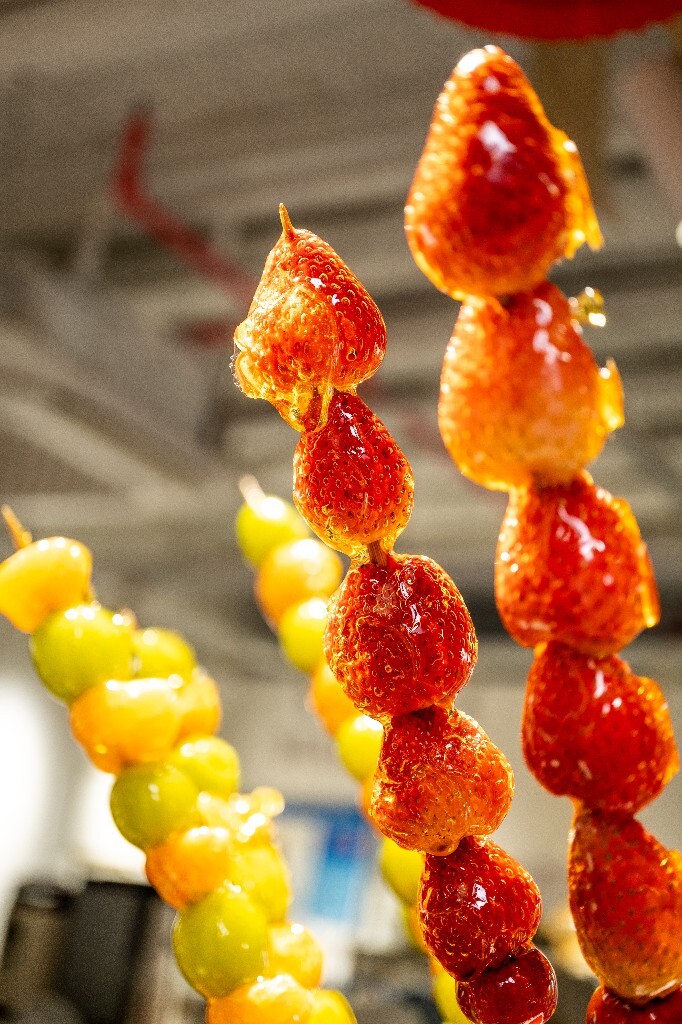 冰糖葫芦 糖葫芦 糖墩儿 糖球 中国传统小吃 又酸又甜 食物 美食 摄影 小吃 旅行 街拍