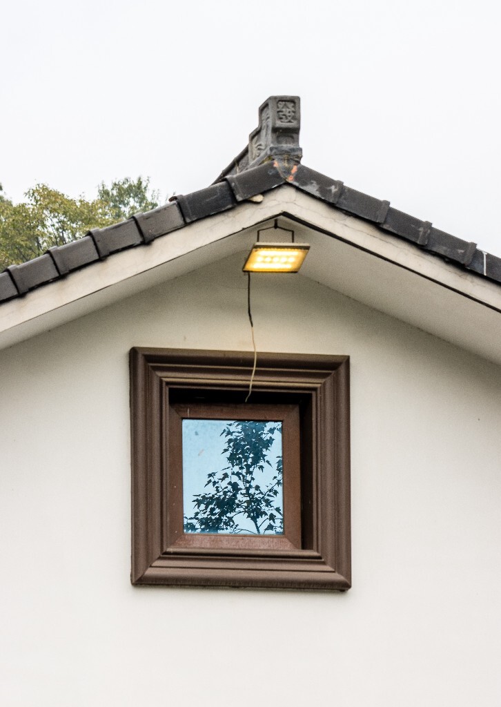 建筑 屋檐  摄影  建筑摄影 古建筑 灯 屋脊