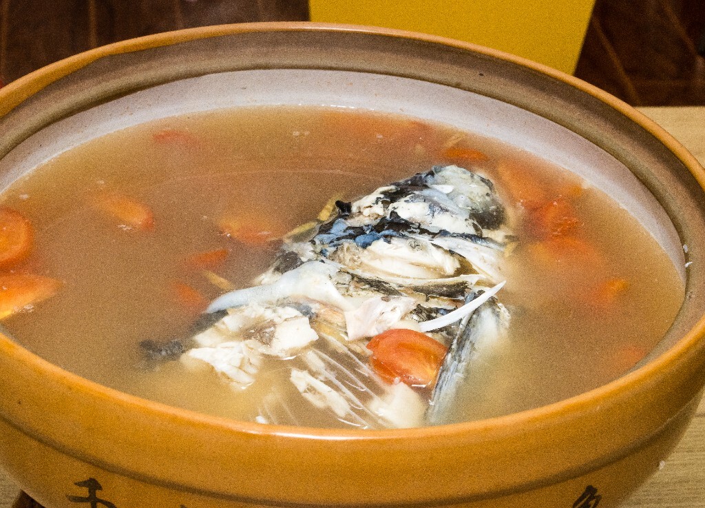 炖鱼头 鱼头 食物 美食 摄影 旅行 街拍 长桌宴