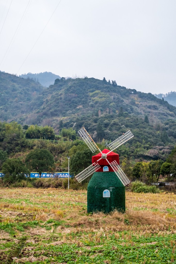 大风车 风车 自然 风光 摄影  旅行 自然风光 山峰 山脉
