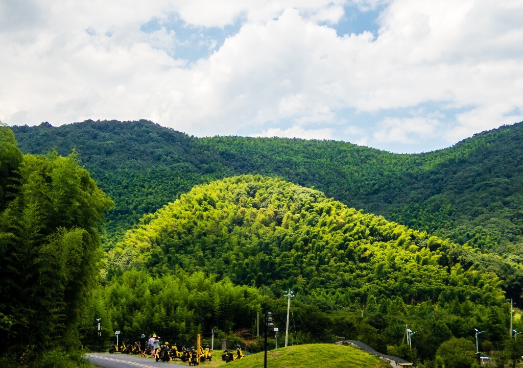 风光 自然 莫干山风光 自然 摄影 旅行 色彩 帐篷 青山 自然风光 色彩 天空 云彩 蓝天白云