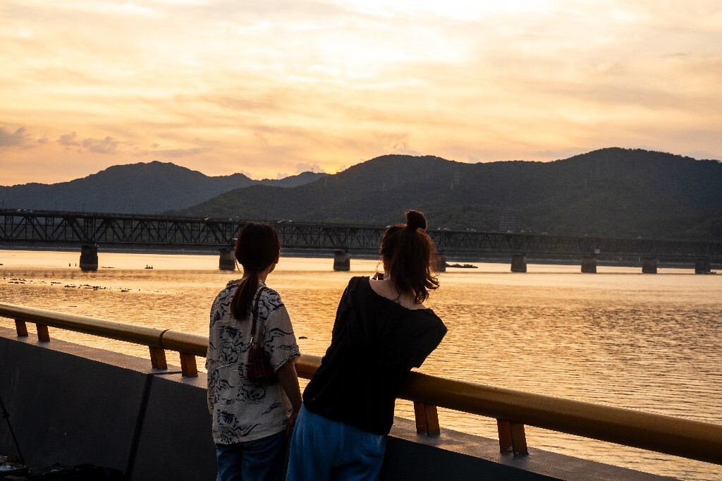 江边看日落 江边看夕阳 自然 风光 摄影  人像 剪影