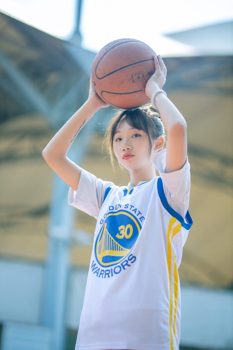 我出镜小菠萝地点老体育公园无锡约拍互勉约拍篮球场运动写真少女写真
