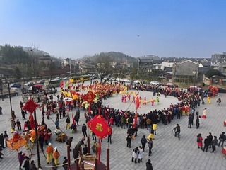 《吉祥添福》