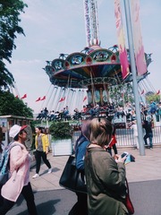 230
