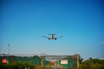 B4B523CB-D4B2-40B5-8B2B-7536CBDBC13D/L0/001