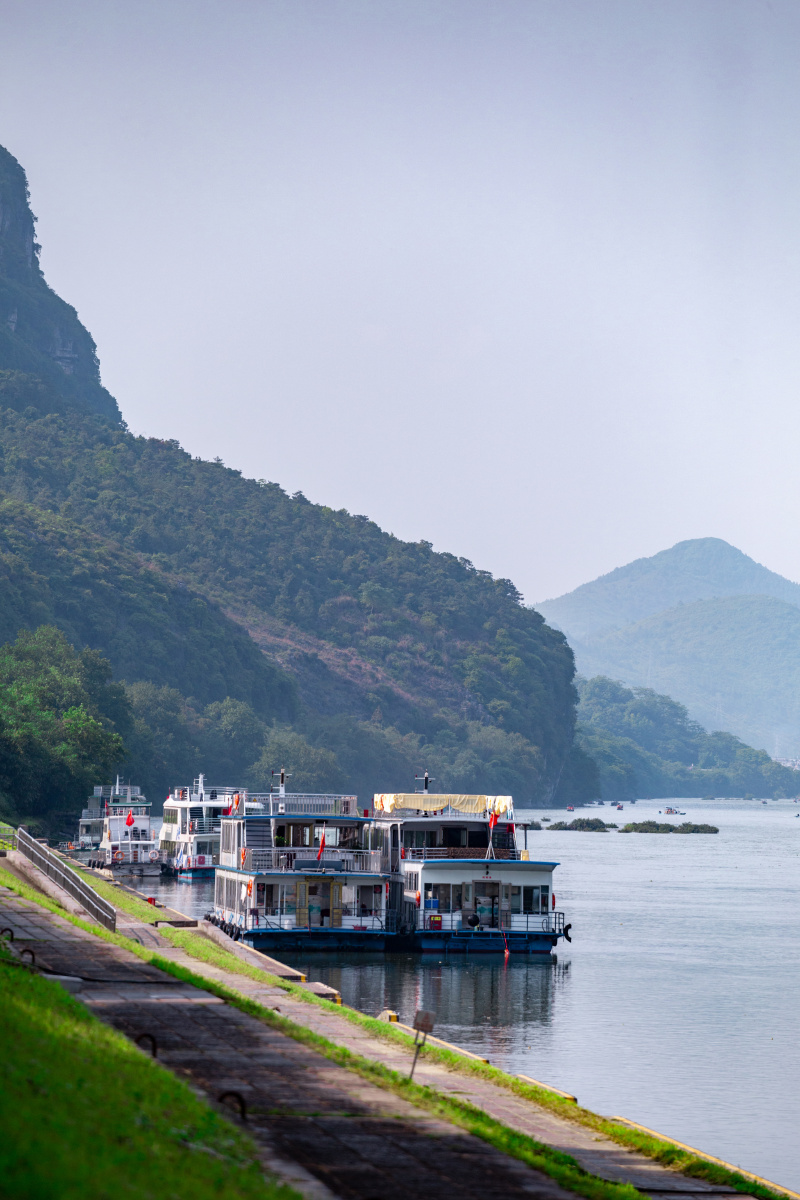 桂林漓江风光磨盘山
