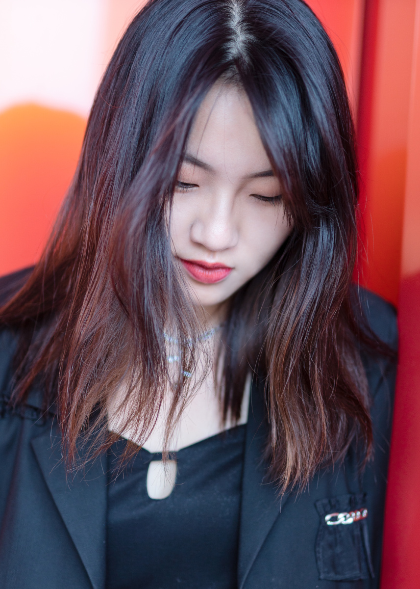 一个人 - modest丶小朱 - 图虫
