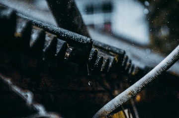 338466