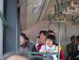 220696