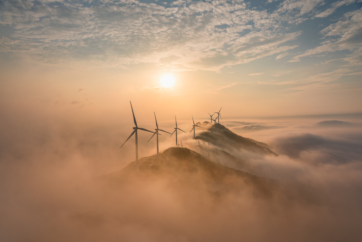 河源缺牙山日出云海