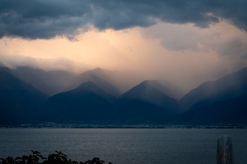 苍山洱海夕照