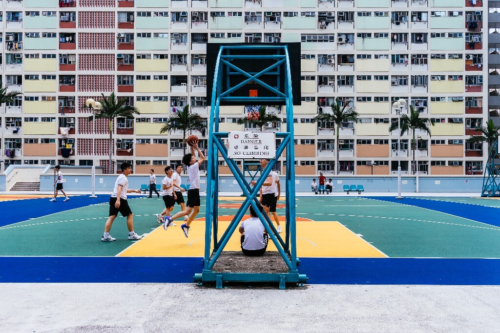 16年5月 香港彩虹 一群在打球的中学生